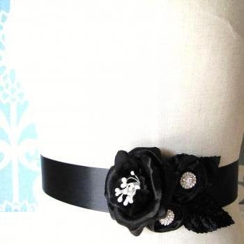  Handmade Rhinestone Wedding Bridal Sash Belt in Black Off White and Pure White - Bridesmaids Sash